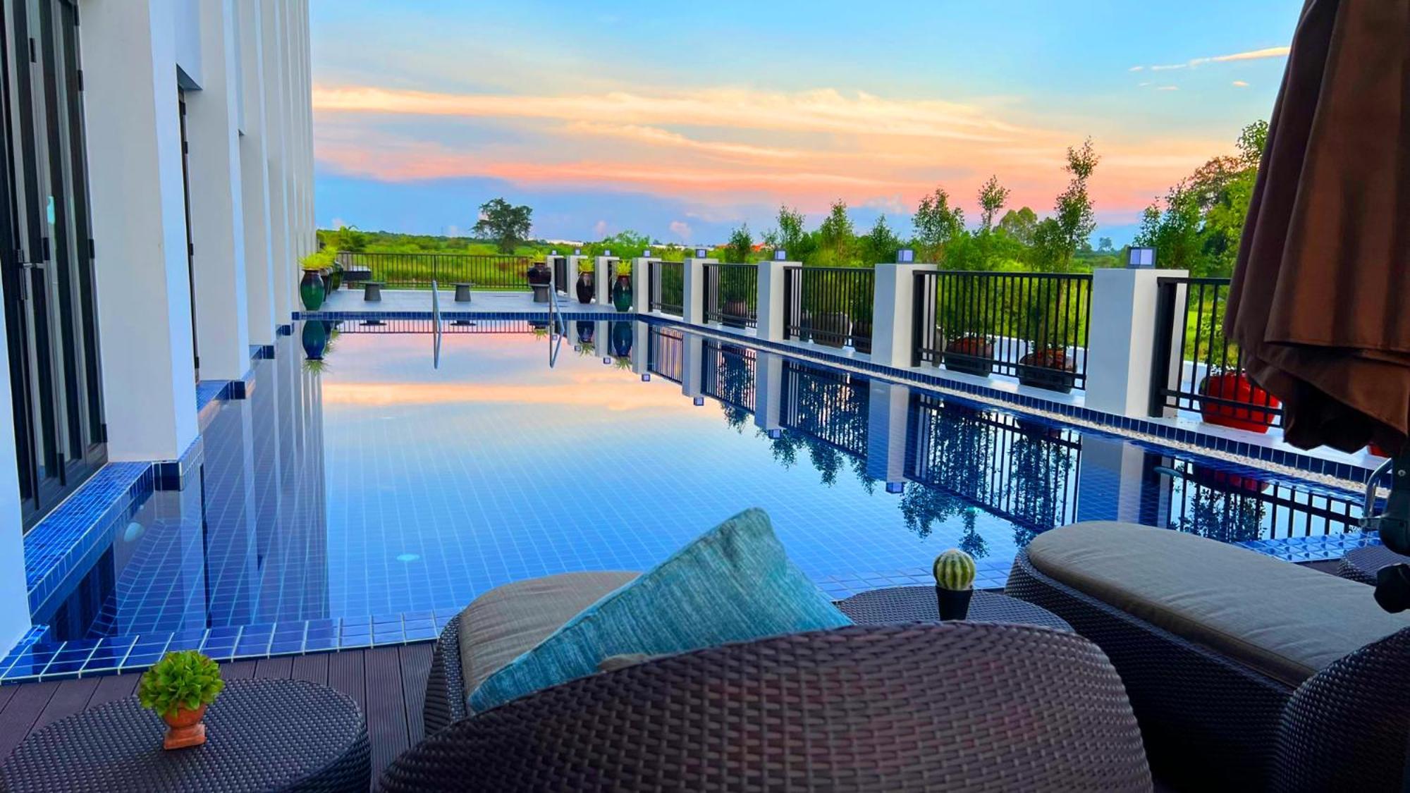 Savan Resorts Savannakhet Exterior photo